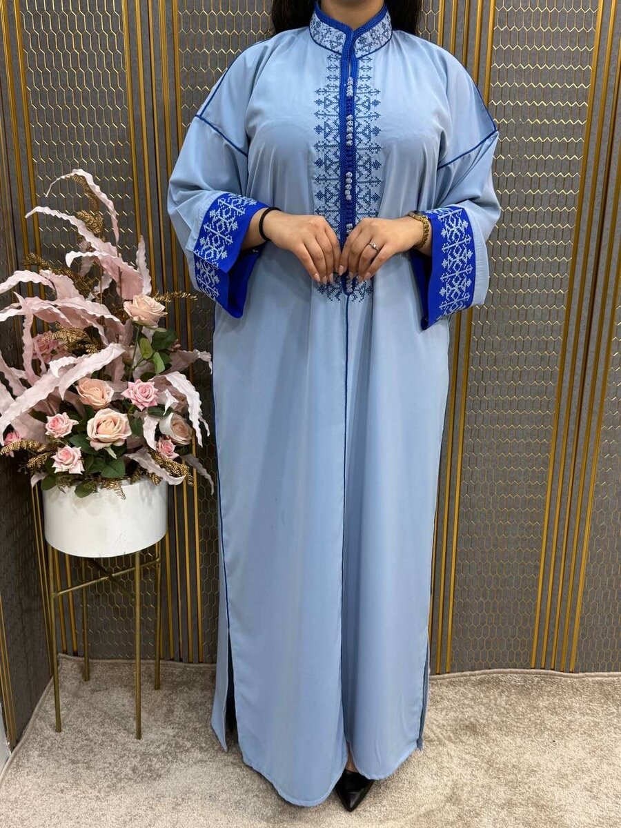 Caftan chic brodé