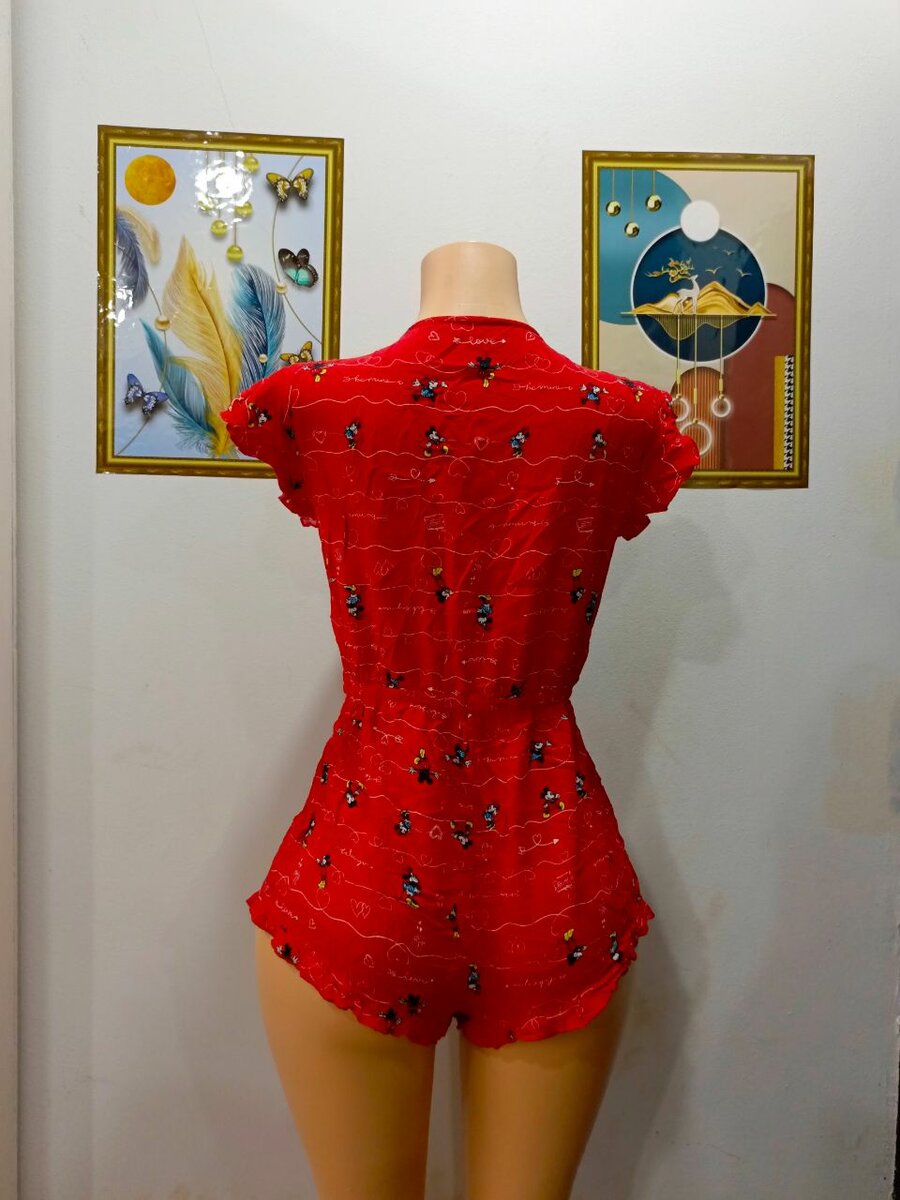 Combishort rouge à motifs