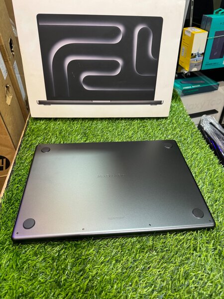 Apple MacBook Pro 2023 M3 Pro 16-Inch 18GB Apple M3 Pro SSD