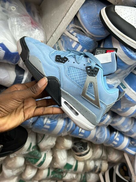 Jordan 4
