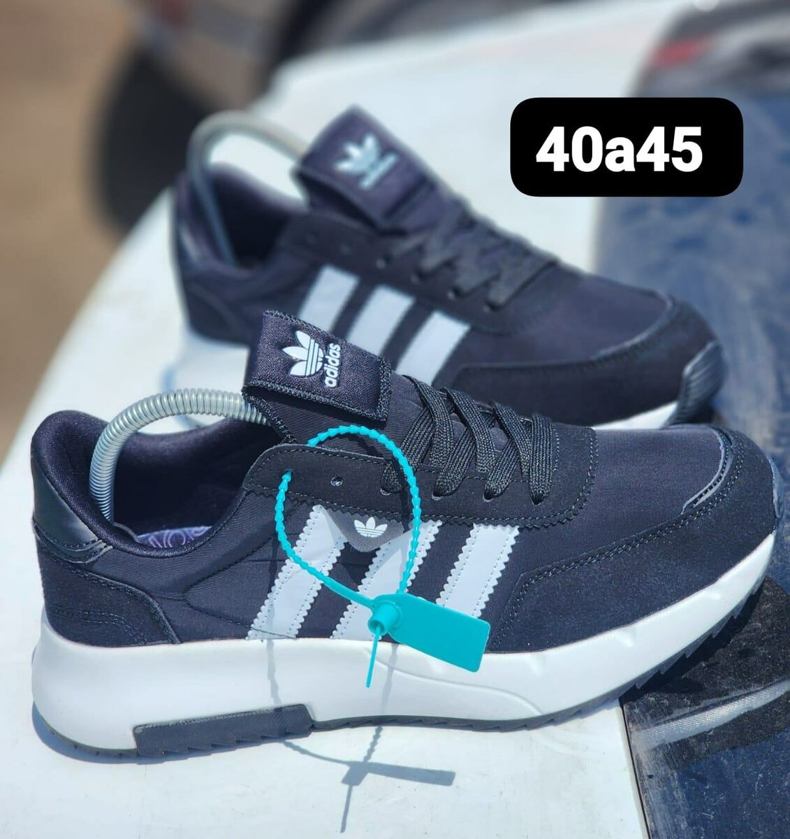 Sneakers Adidas couleurs mixtes