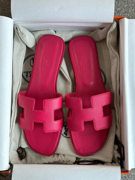 Sandales en cuir élégantes Hermès