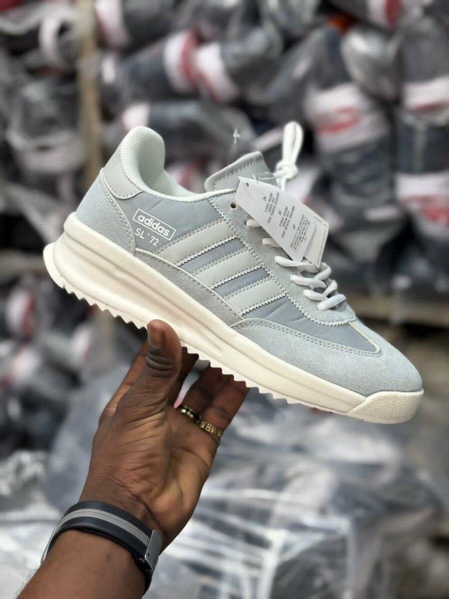 Baskets SL72 unisex élégantes