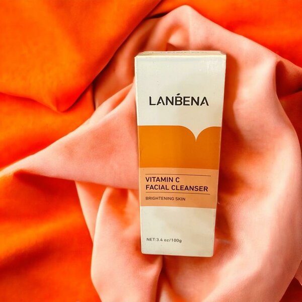 Lanbena Vitamin C Facial Cleanser