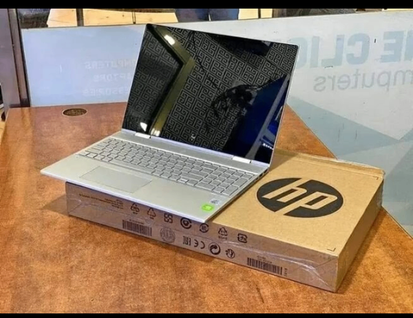 Ordinateur portable HP moderne