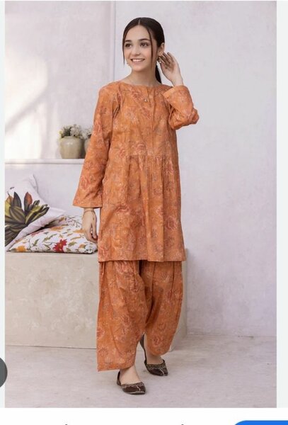2 peice suit lawn