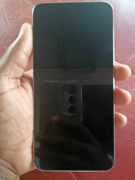 Samsung S22+ 256/8giga ram 5G