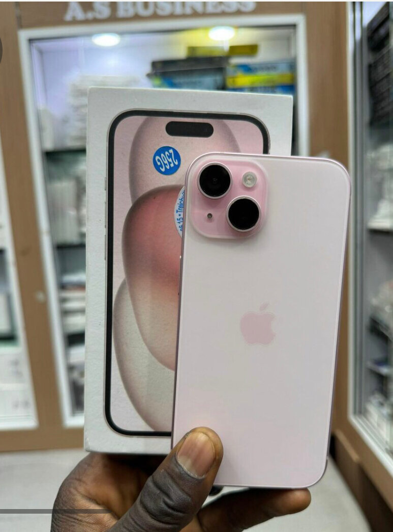 iPhone 15 Rose