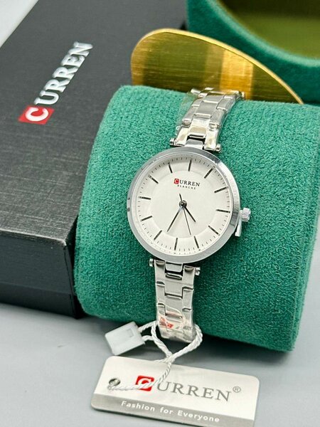 Montre élégante femme Curren