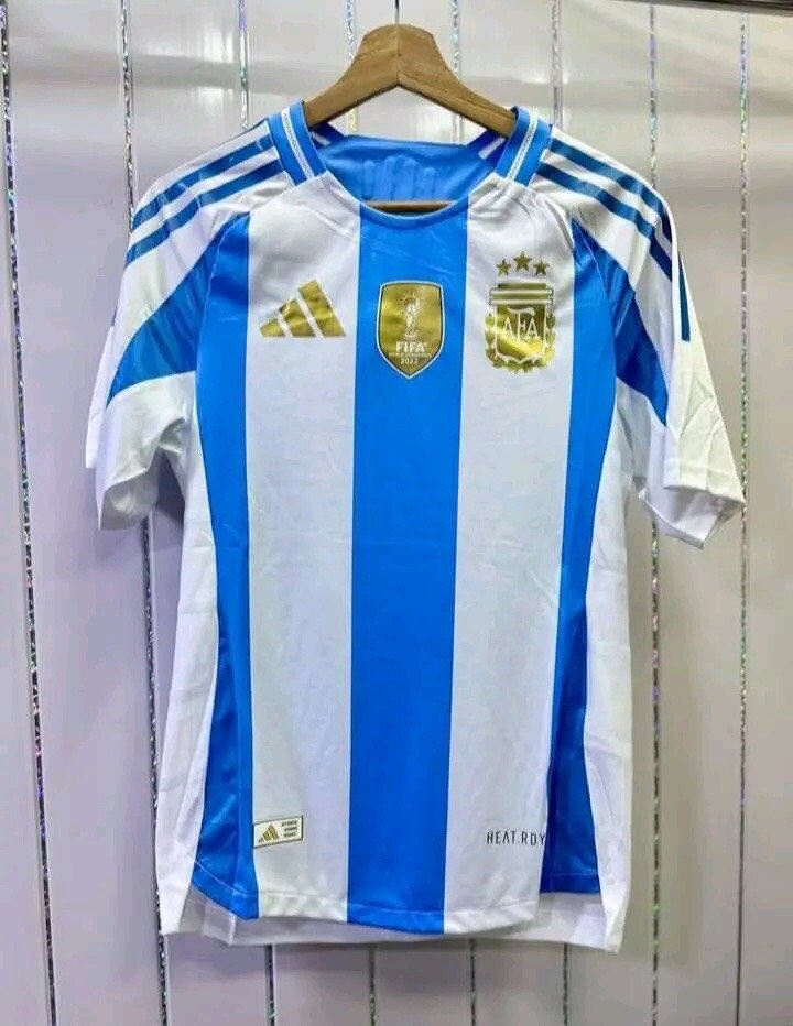 Maillots de football de clubs