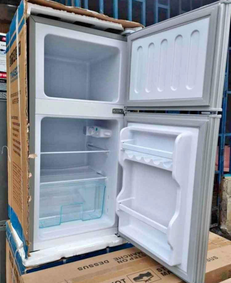 Réfrigérateur double porte moderne