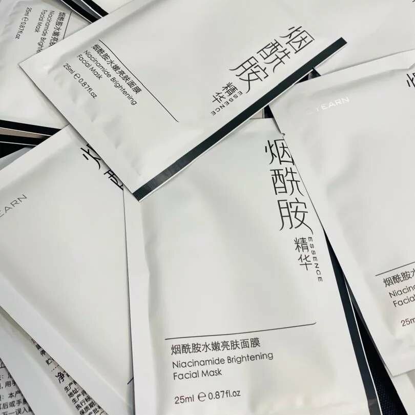 Niacinamide Brigthening Face Mask