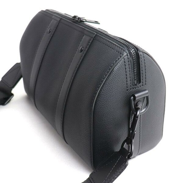 Trousse de toilette homme