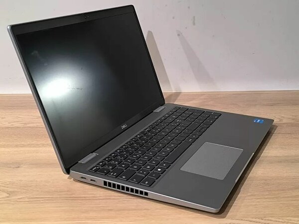 DELL LATITUDE 5520