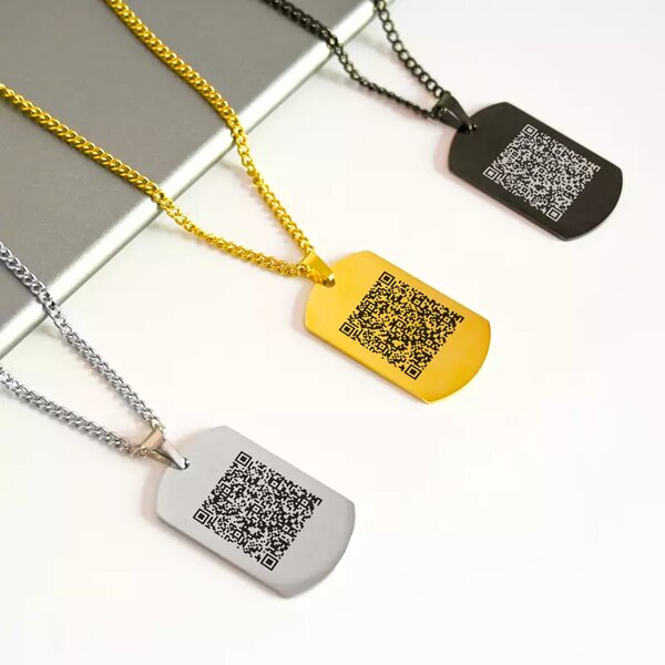 Collier pendentif code QR