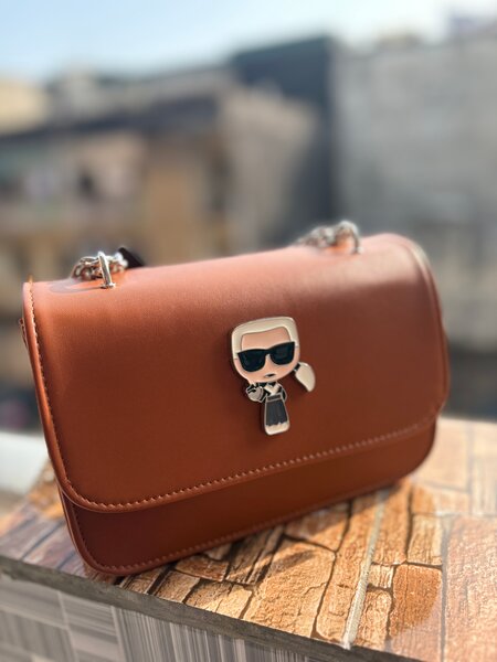 Sac à main chic en cuir