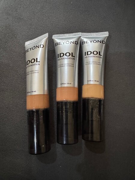 Beyond IDOL HD-FOUNDATION