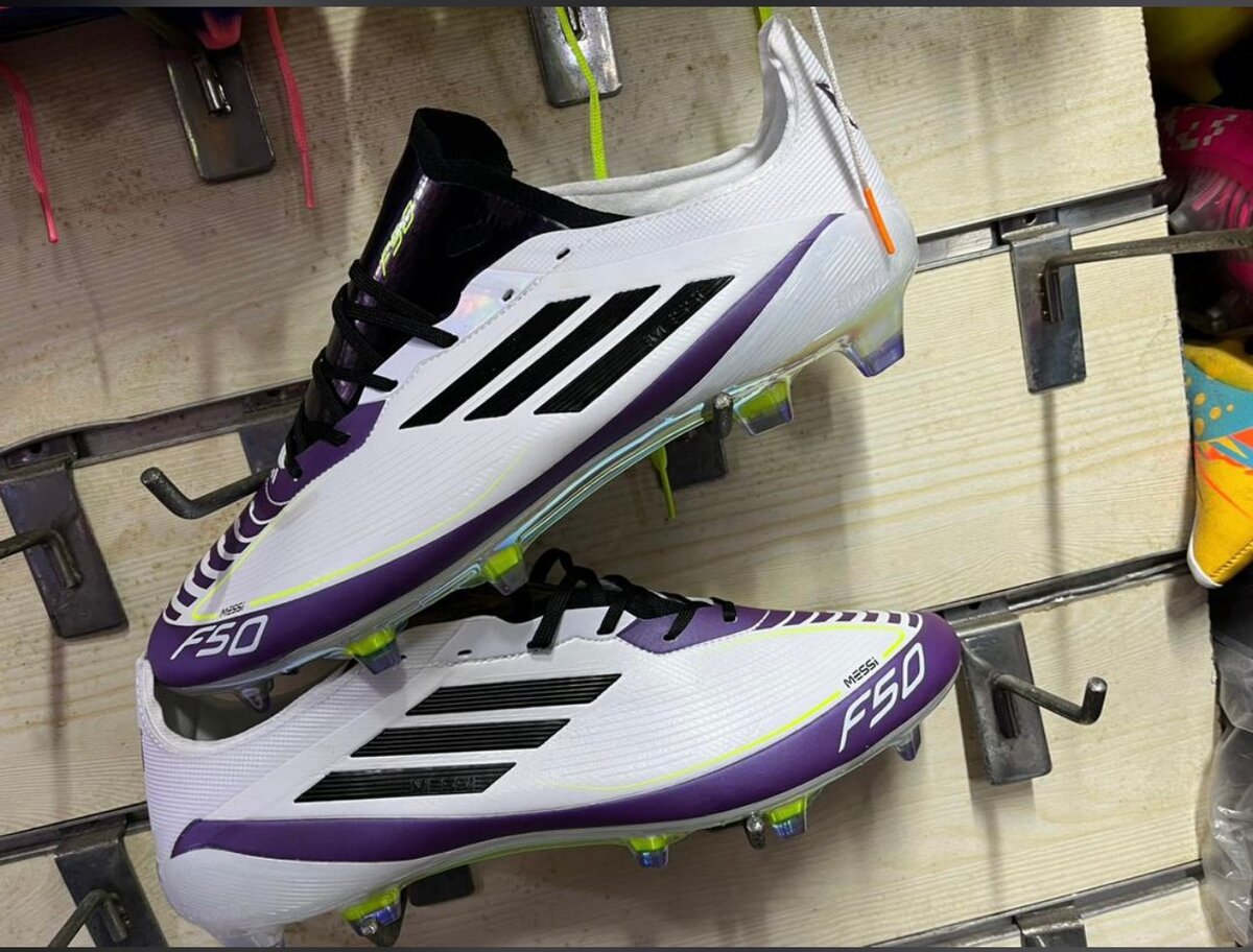 Chaussures de football F50