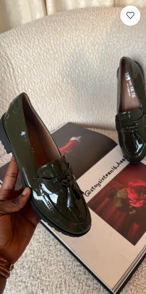 Carly dark green loafers