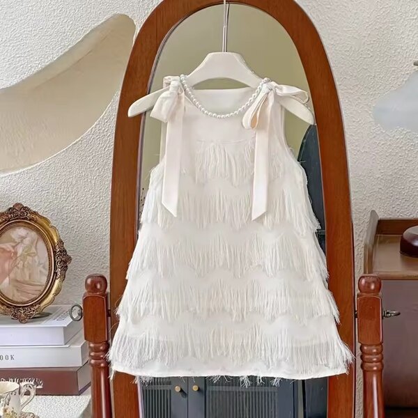 Robe blanche enfant chic