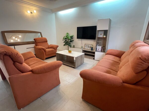 Fauteuil importé très confortable