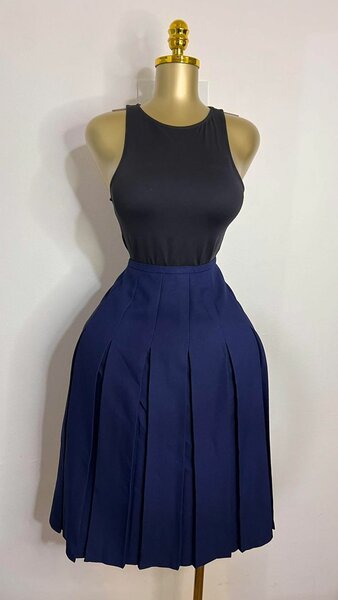 Jupe plissée élégante femme