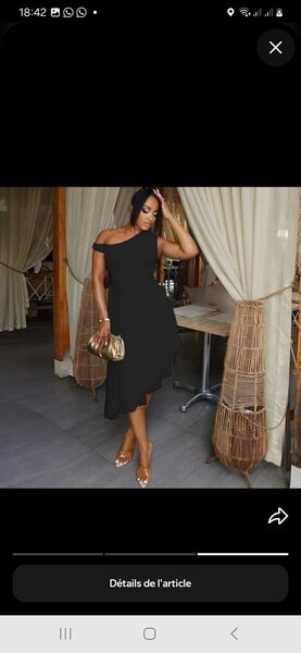 Robe noire asymétrique chic