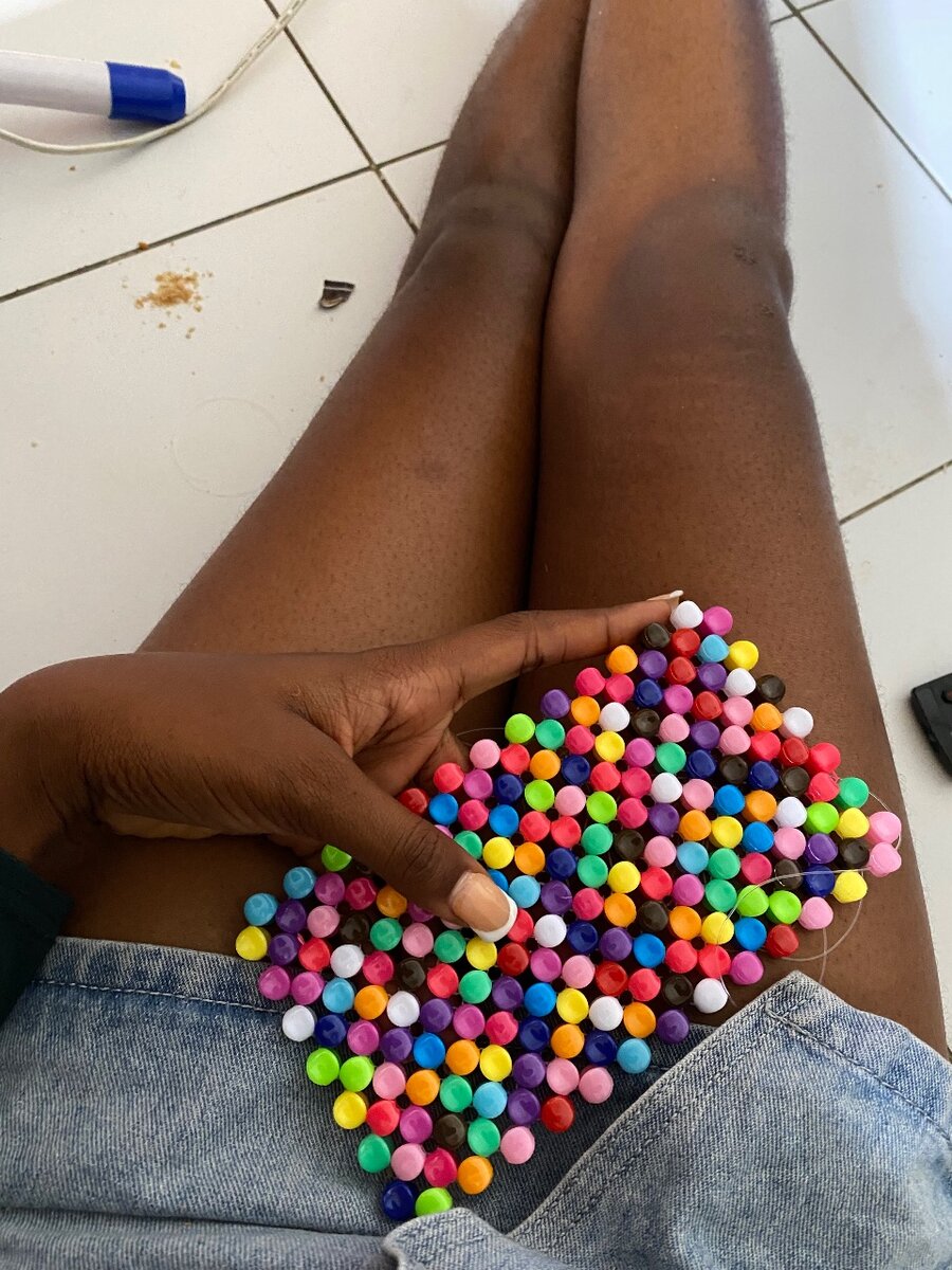 Coque de téléphone perles colorées