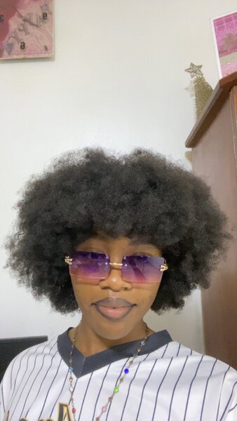 Lunettes de soleil carrées élégantes