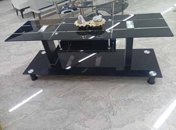 Table basse moderne en verre noir