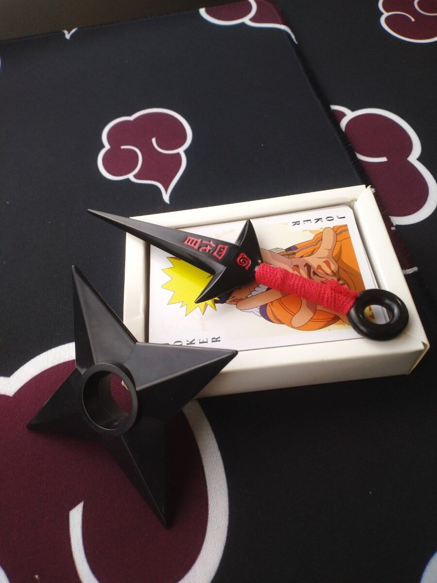 Plastic mini kunai and Shuriken