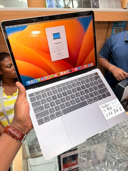 MacBook Pro 2017  16/512 GB