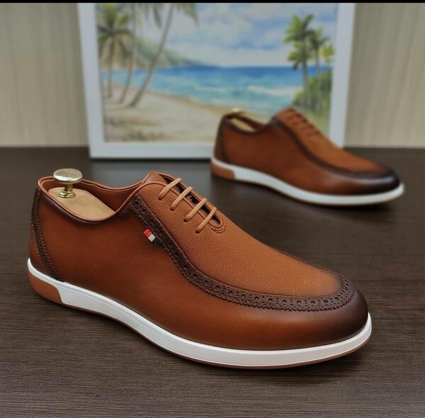 Chaussures cuir élégantes homme