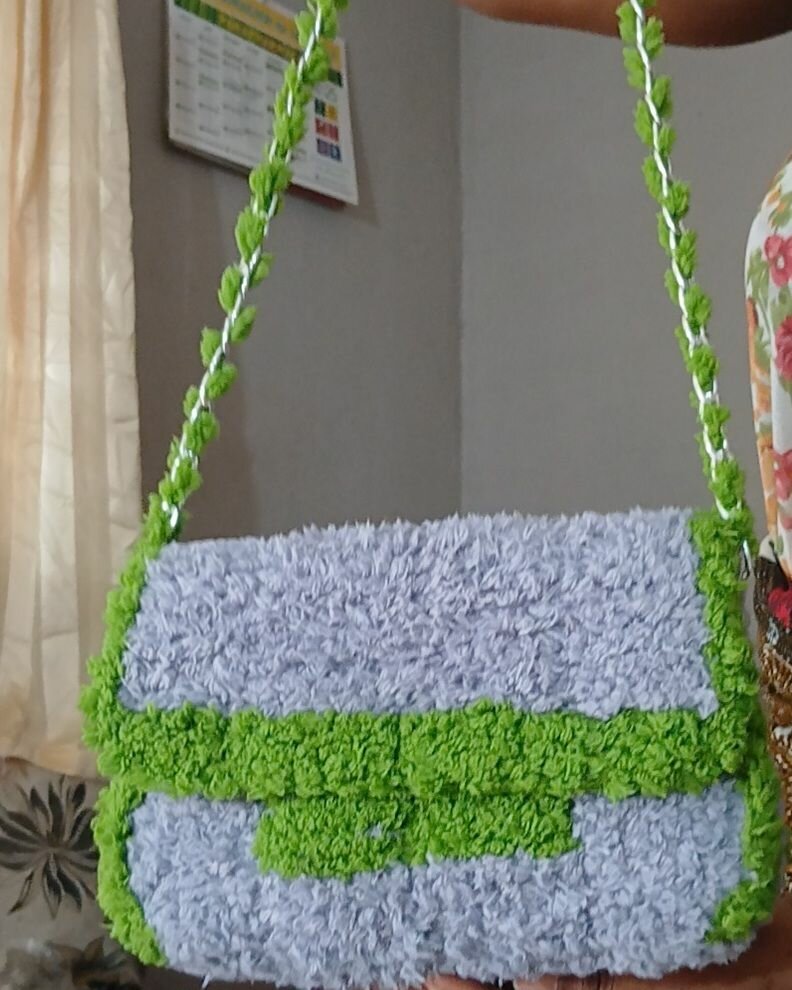 Sac à bandoulière peluche