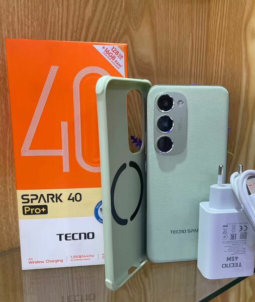 Tecno Spark 40 Pro+