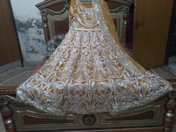 Mexxi for mhandi look outclass amazing design