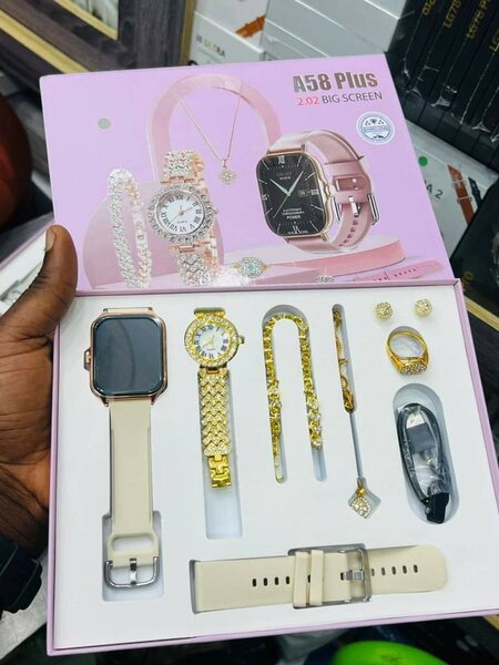Ladies Smart Watch And Jewellery Set A58