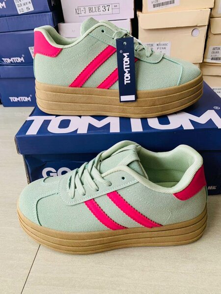 Tom Tom sneakers