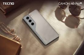 Tecno Camon 40 Pro - Smartphone