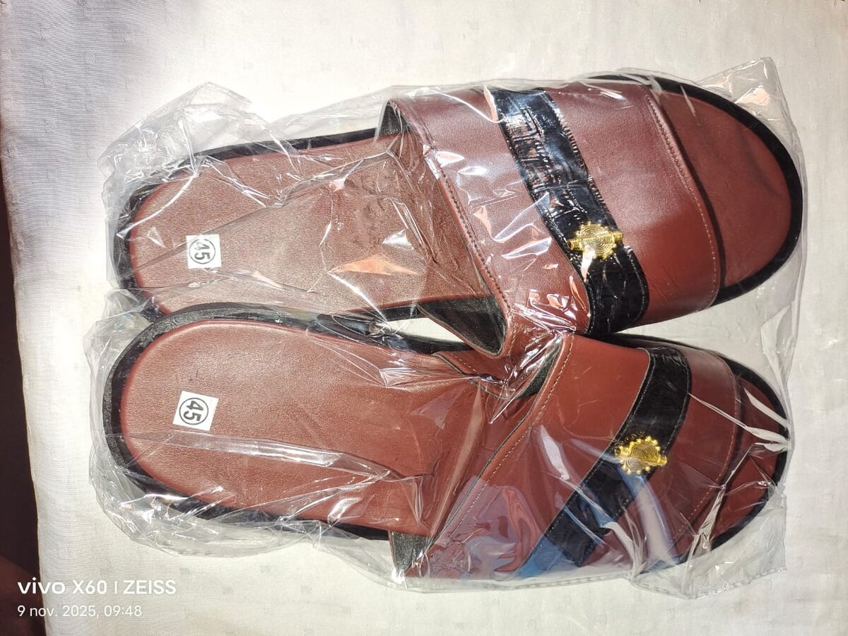 Sandales en cuir hommes élégantes