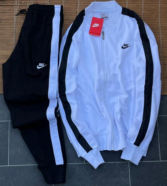 Survêtement Nike élégant