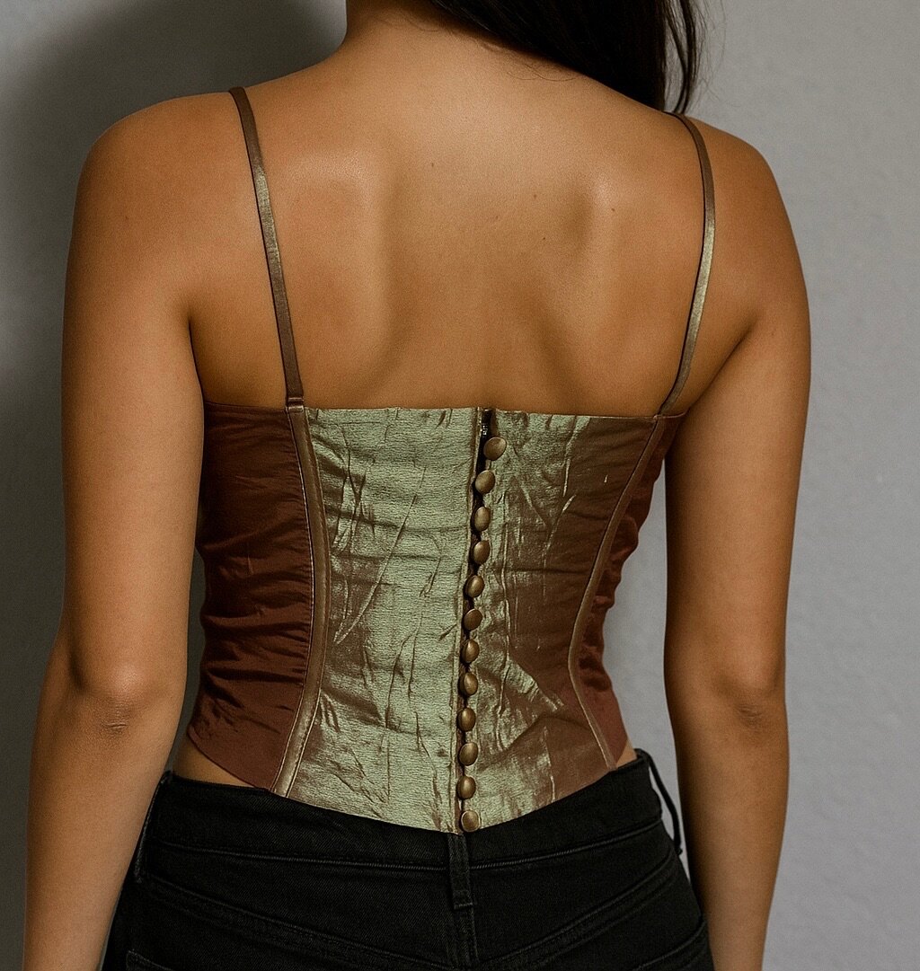 Top corset doré élégant