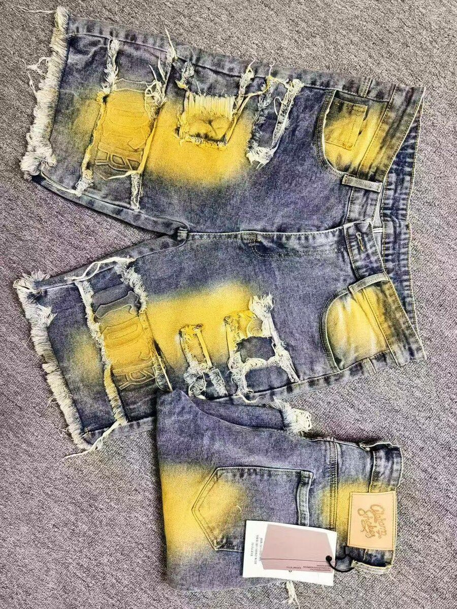 Shorts en jean déchiré tendance