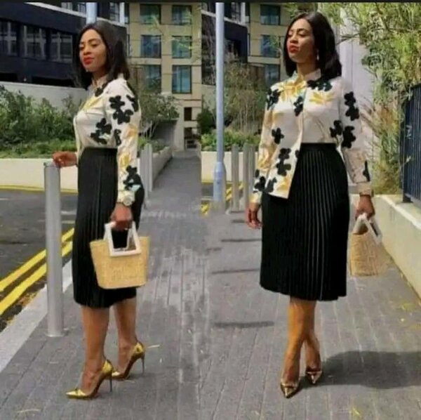 Women's 2-piece suit, floral print blouse and plain Skirt