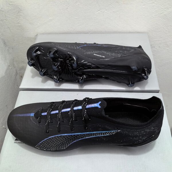 Chaussures de Crampons Ultra Légères