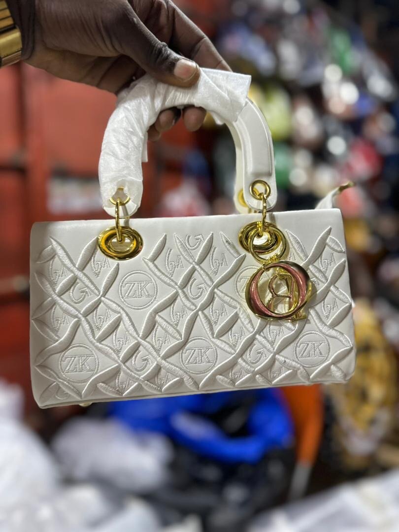 Sac à main en cuir élégant