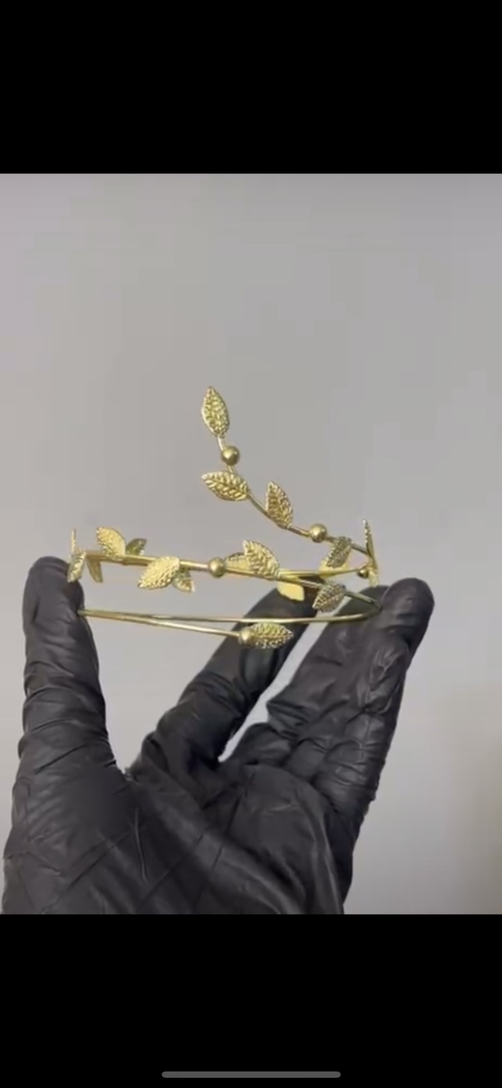 Couronne en laurier dorée