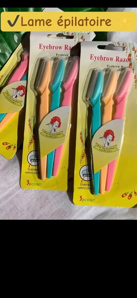 Rasoir à sourcil