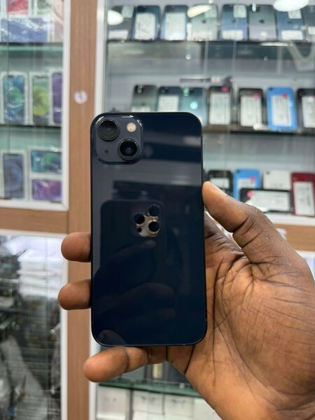 iPhone 13