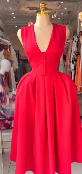 Charming women's dress color red Size 6/8/10/12/14